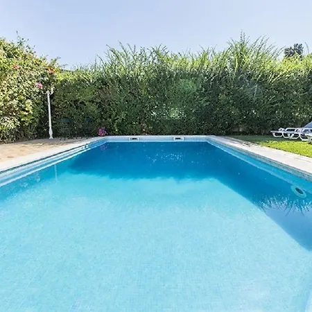Santo Isa - Spacious 5 Bedroom - Private Pool - Close To Lisbon - Perfect For Families Corroios
