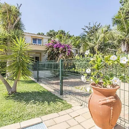 Santo Isa - Spacious 5 Bedroom - Private Pool - Close To Lisbon - Perfect For Families Corroios