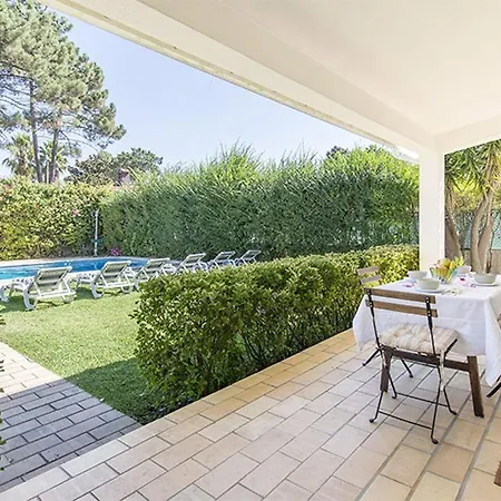 Santo Isa - Spacious 5 Bedroom - Private Pool - Close To Lisbon - Perfect For Families *