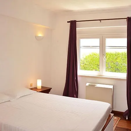 Santo Isa - Spacious 5 Bedroom - Private Pool - Close To Lisbon - Perfect For Families *